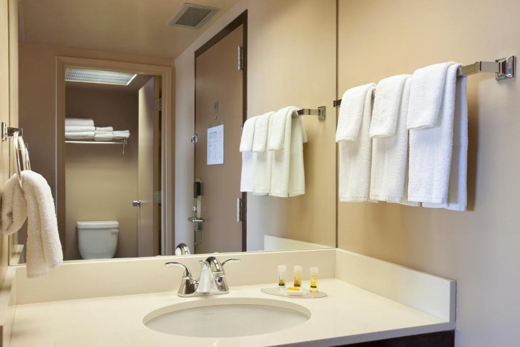 Border Inn & Suites Lloydminster Εξωτερικό φωτογραφία