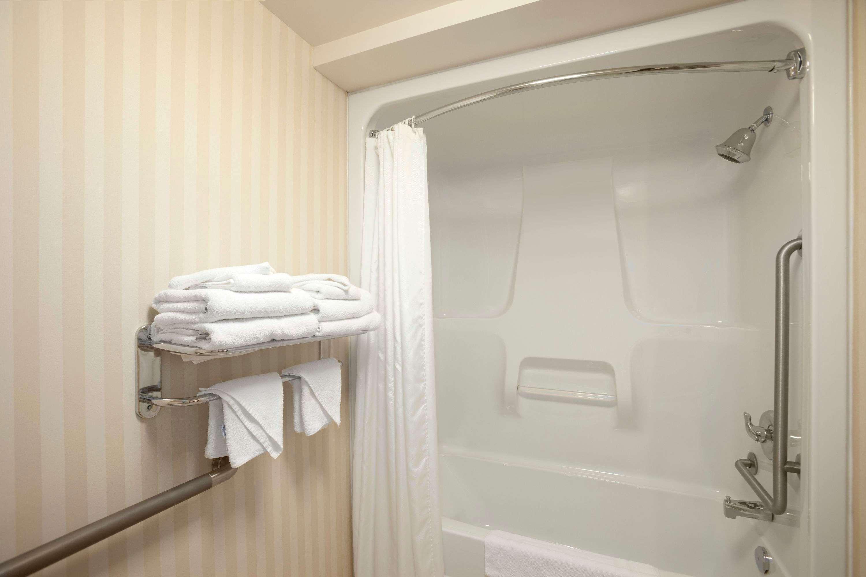 Border Inn & Suites Lloydminster Εξωτερικό φωτογραφία