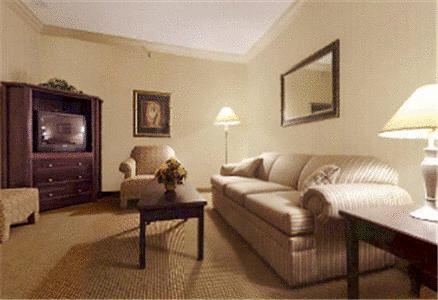 Border Inn & Suites Lloydminster Δωμάτιο φωτογραφία